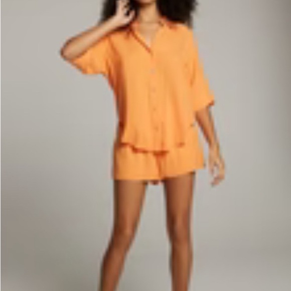 Chaser Woven Heirloom Marlin Button Up Top & Electra Short - Picture 5 of 5